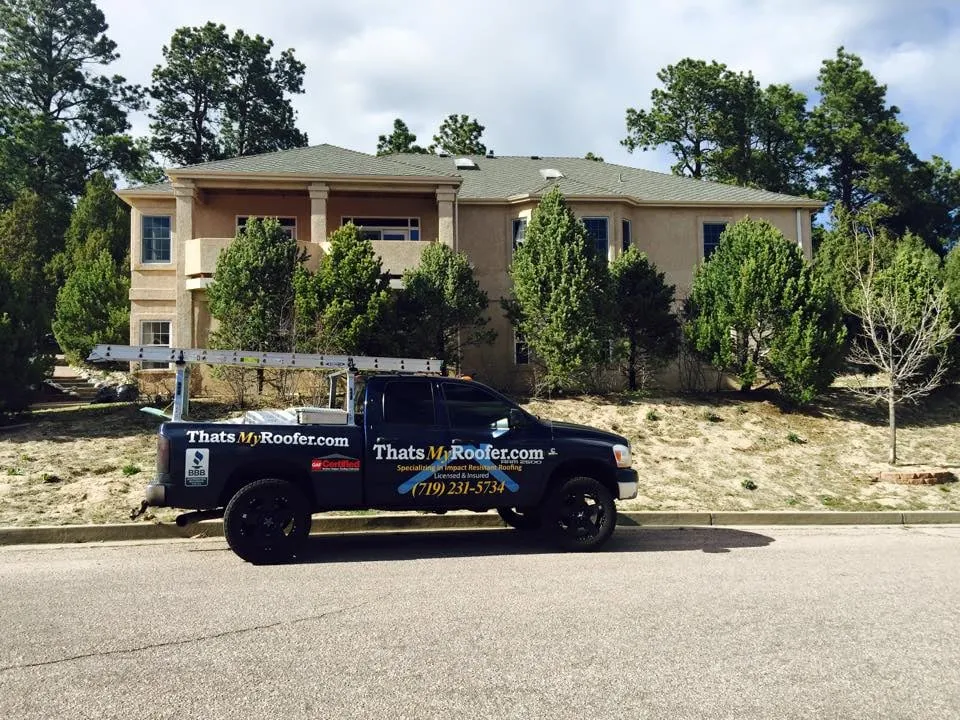 Slide of Thatsmyroofer.com