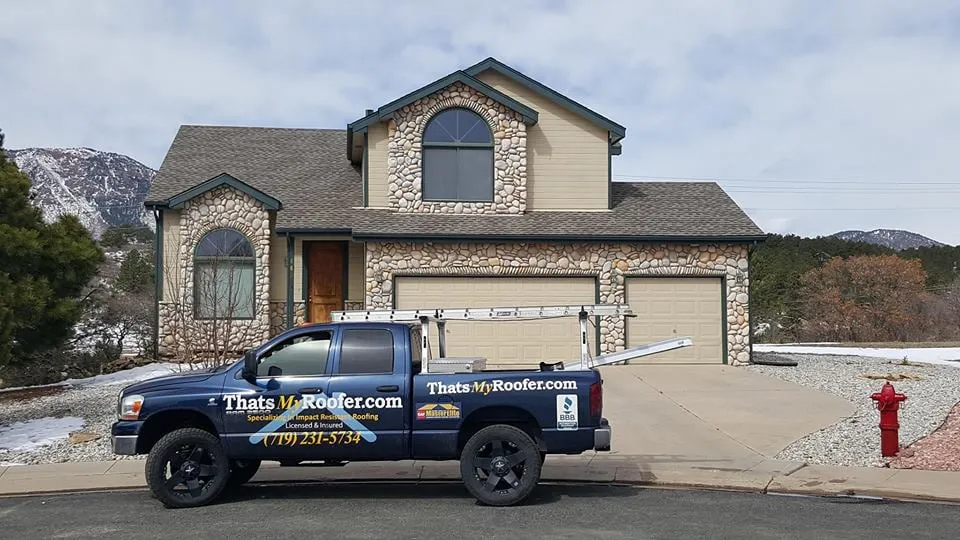 Slide of Thatsmyroofer.com