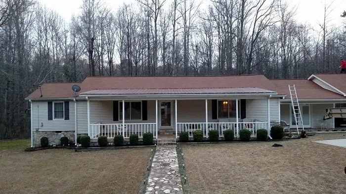 Slide of Thaxton Roofing