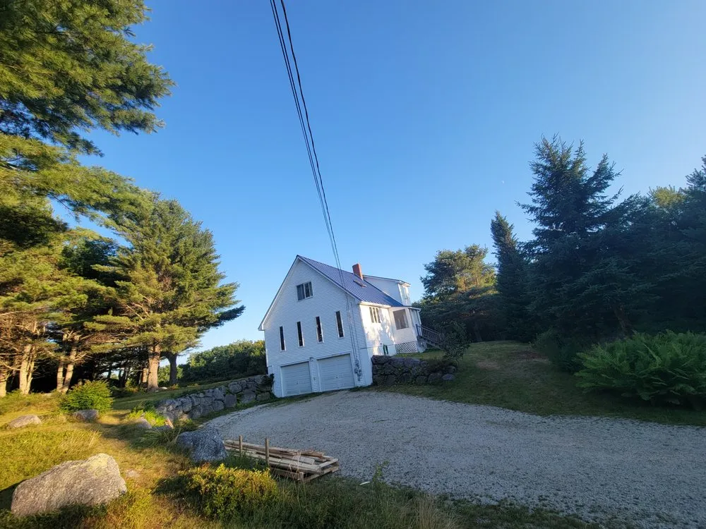 Slide of The B A R Roofing