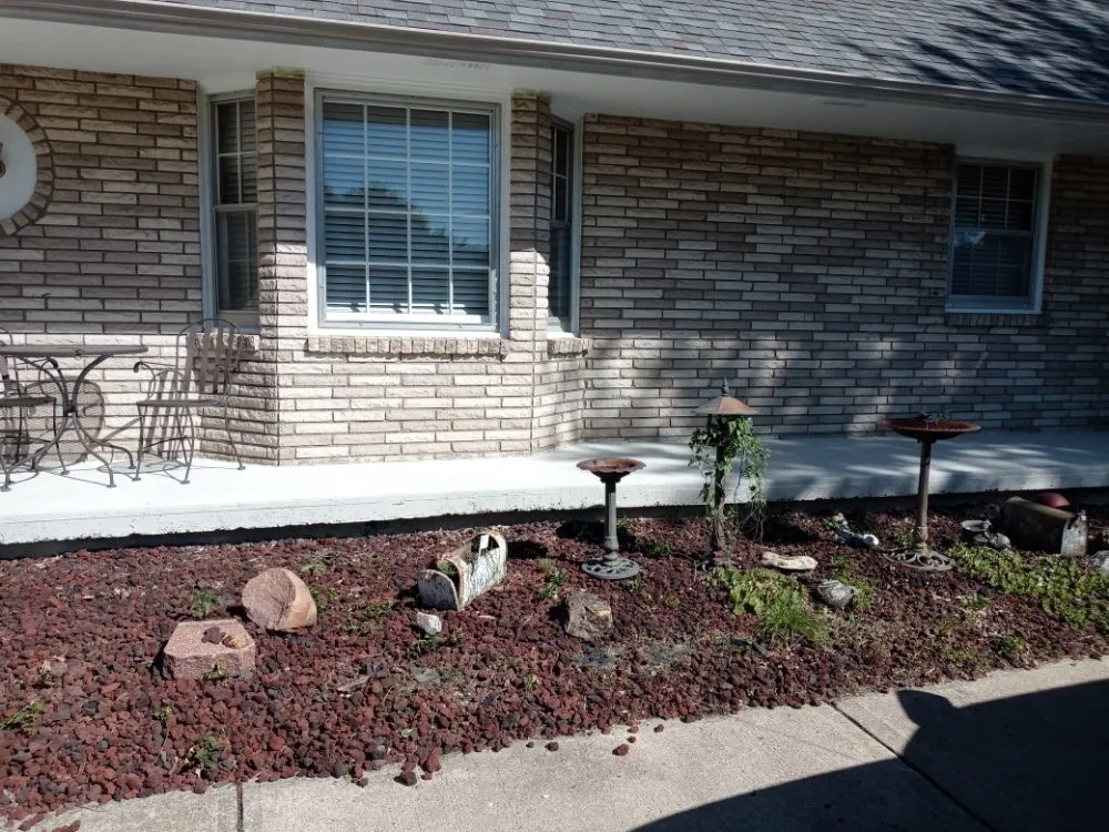 Licensed storm damage roof repair in Drexel, MO - The Busy Beez