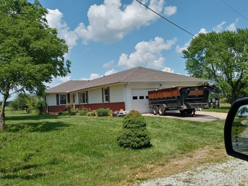 Reliable shingle roofing service in Drexel, MO - The Busy Beez