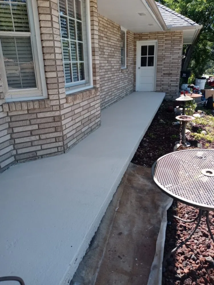 Expert roof leak repair experts serving Drexel, MO - The Busy Beez