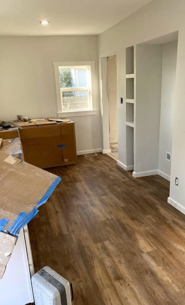 Slide of The Contractor