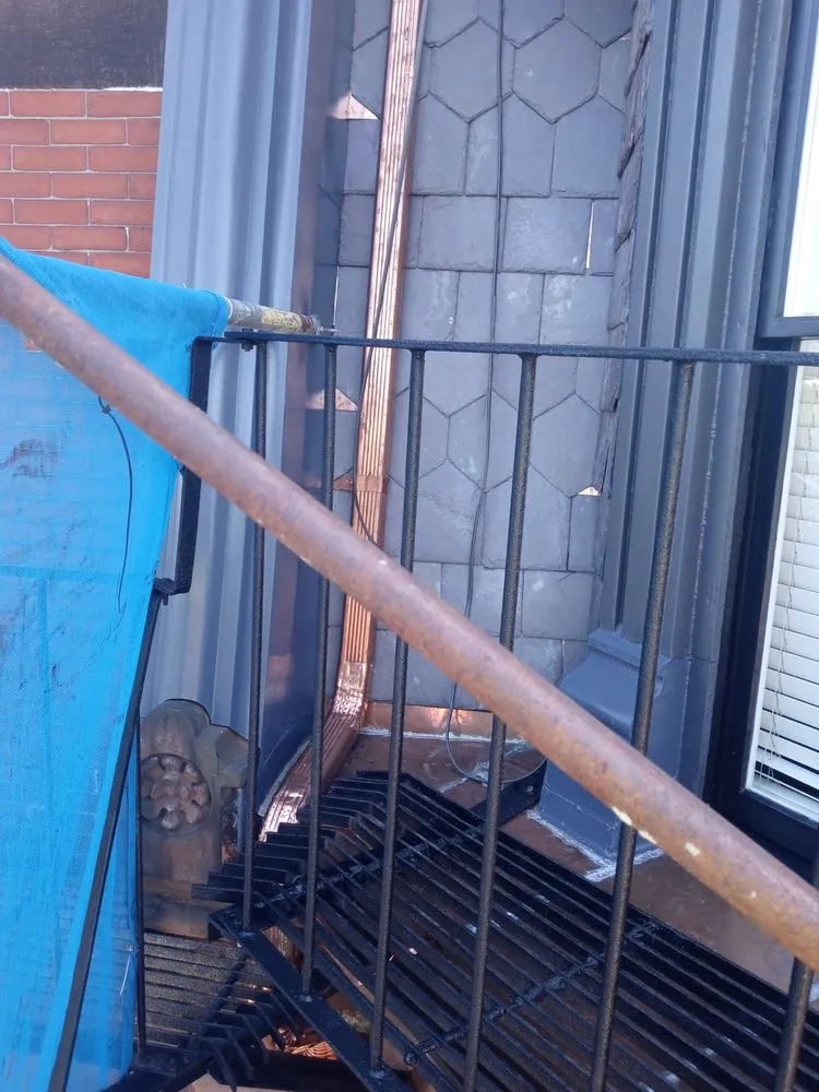 Slide of The Dirty Roofer