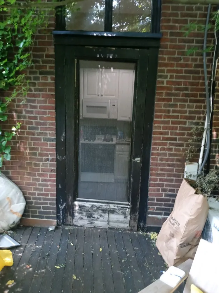 Slide of The Dirty Roofer