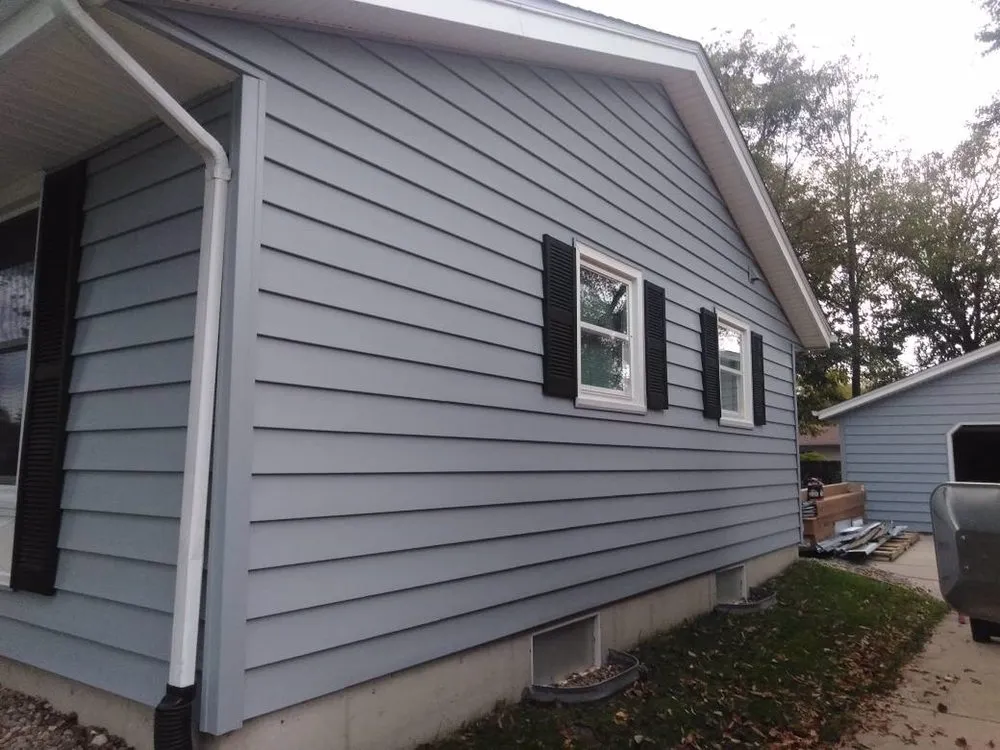 Slide of The Exterior King