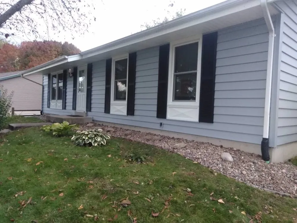 Slide of The Exterior King