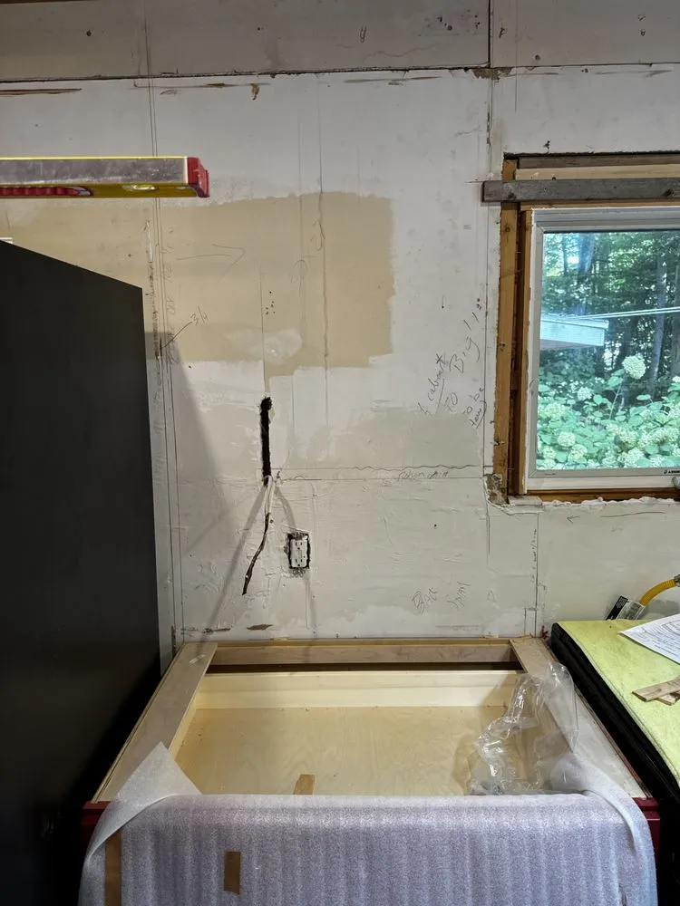 Slide of The Go To Guys