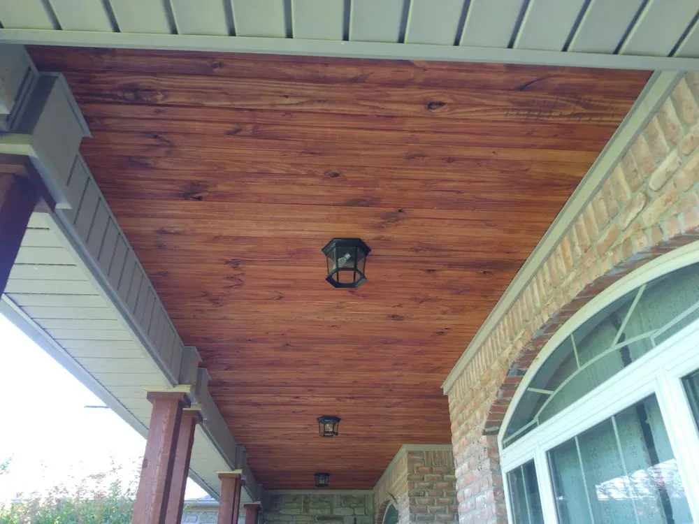 Top-rated shingle roofing service experts serving Howe, OK - The God Squad Construction