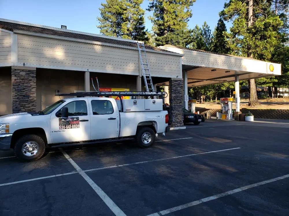 Slide of The Gutter Guard Specialist