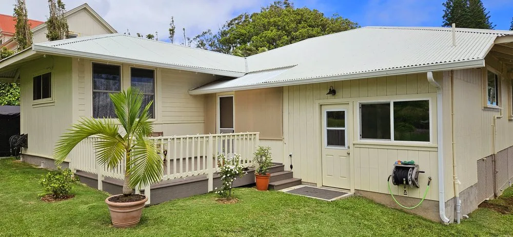 Top-rated flat roof repair in Hōlualoa, HI - The Gutterman Kona
