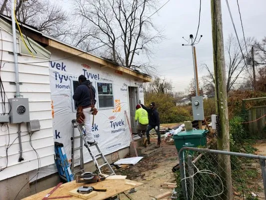 The Haire Corporation Logo