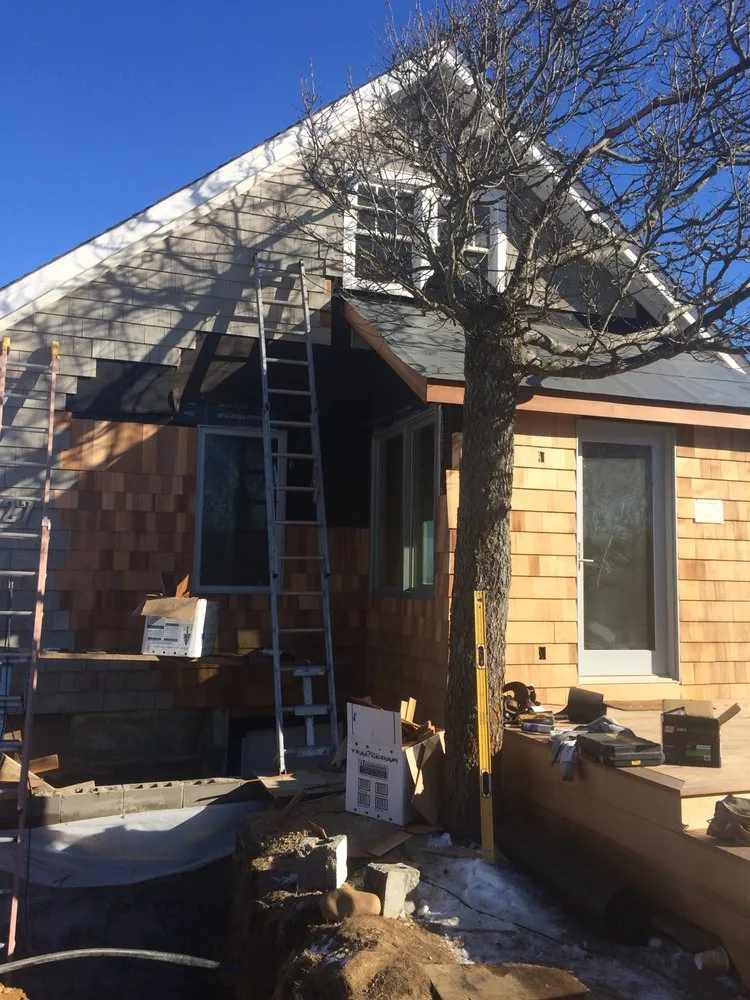 Slide of The Hampton Carpenter