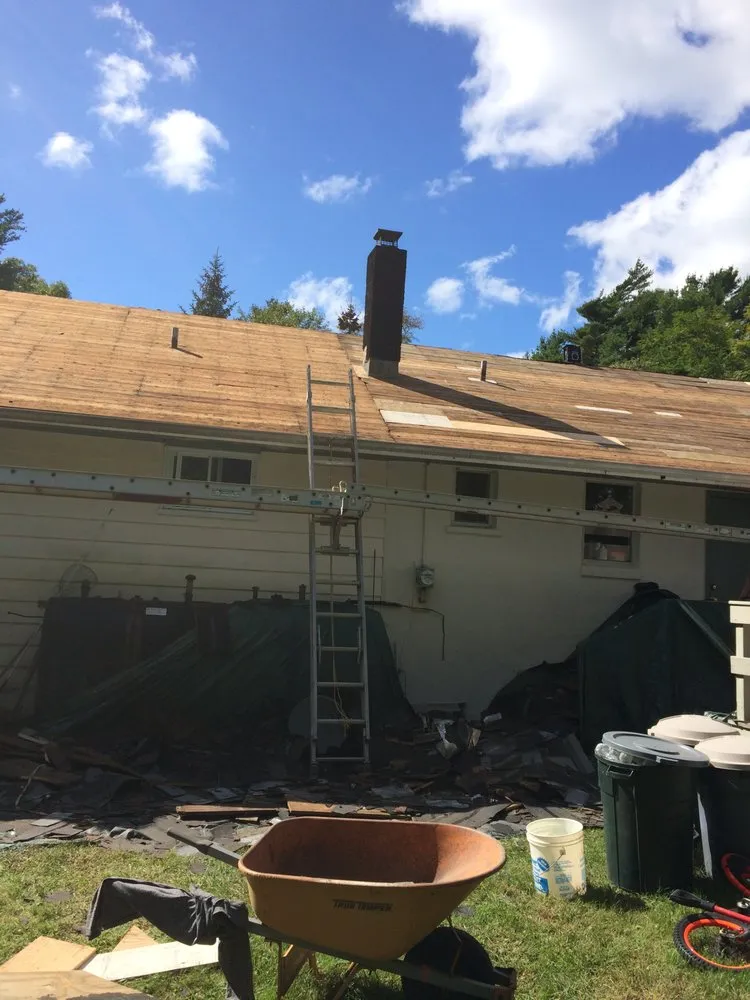 Slide of The Hampton Carpenter