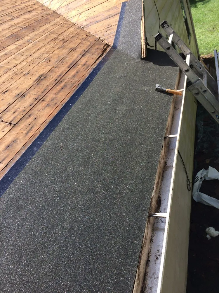 Slide of The Hampton Carpenter