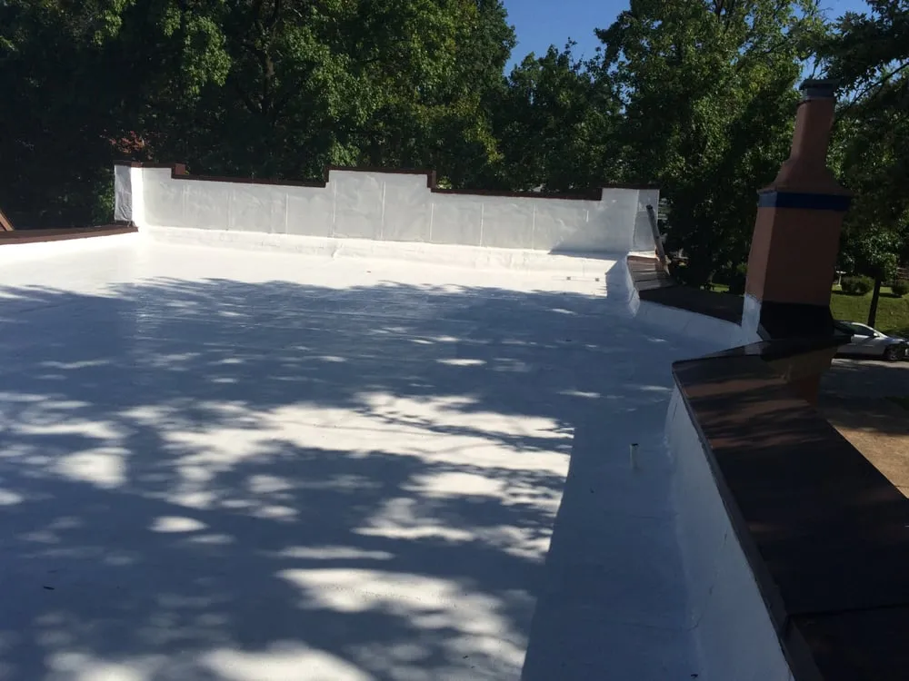 Professional roof installation experts serving St. Louis, MO - The Happy Roof Company