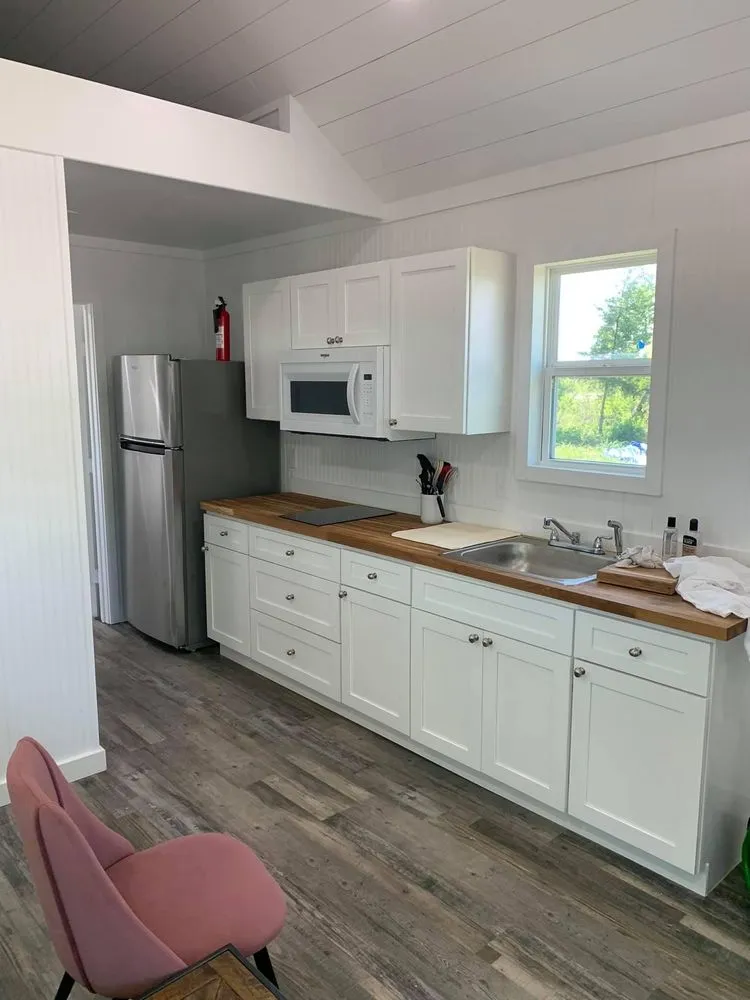 Slide of The Hollomon Group