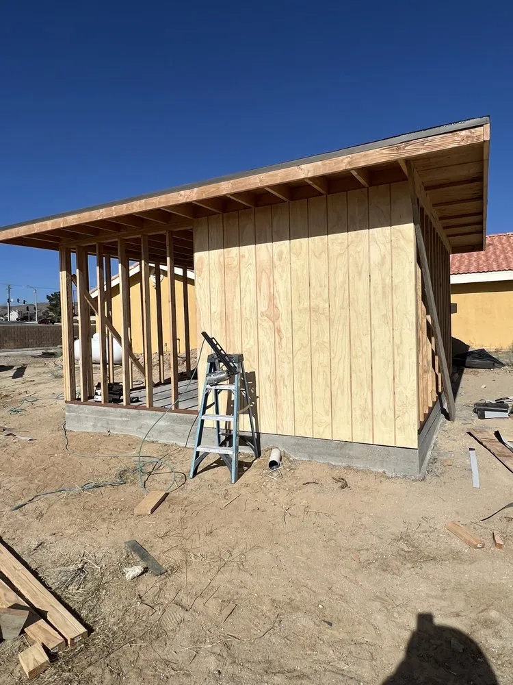 Licensed roof repair experts serving Pacoima, CA - The Home Repair Handyman