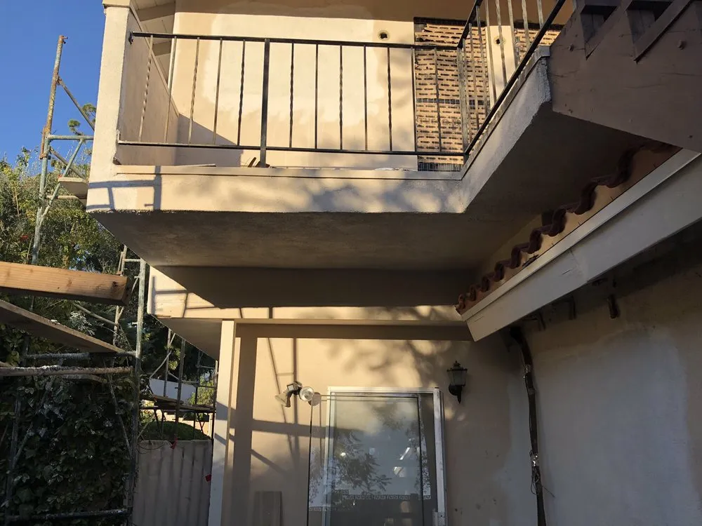 Slide of The J Hammer