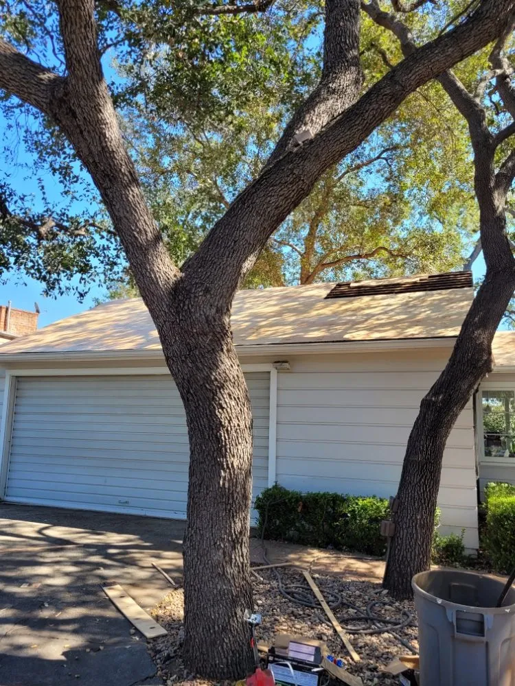 Slide of The Local Roofers and Builders