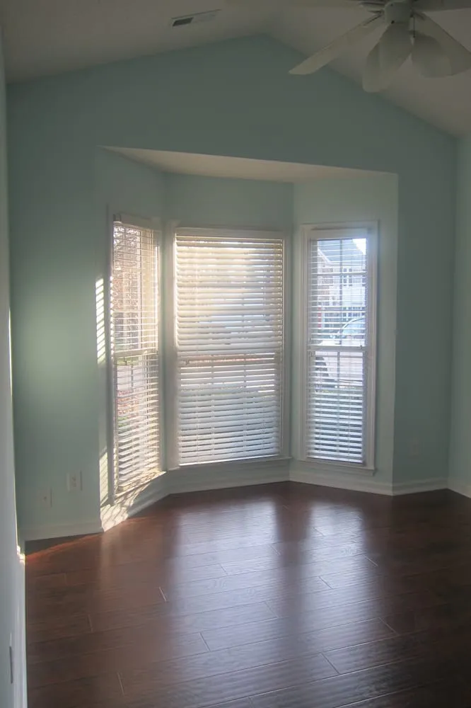 Slide of The M1 Building Group