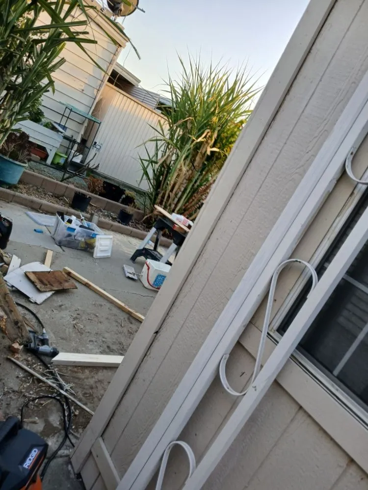 Slide of The Mobile Home Doctors