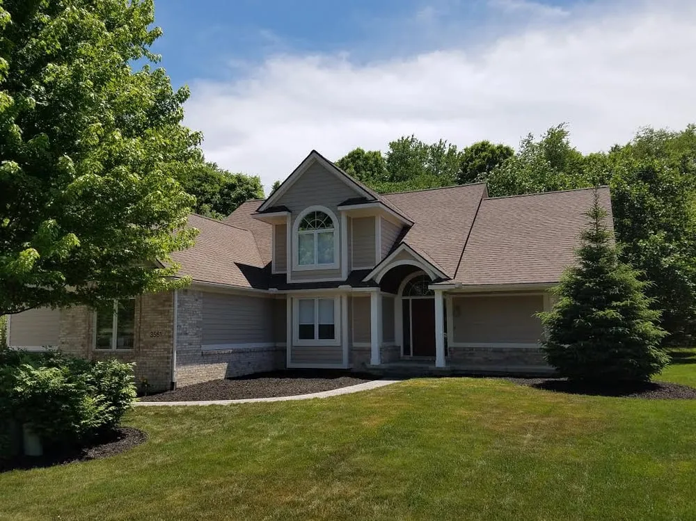 Slide of The Modern Pros