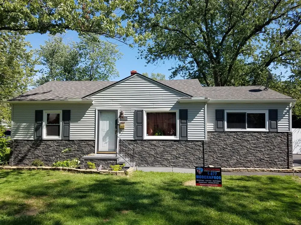 Slide of The Modern Pros