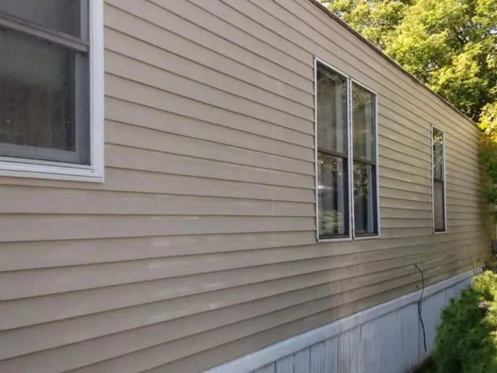 Slide of The Outside Guyz