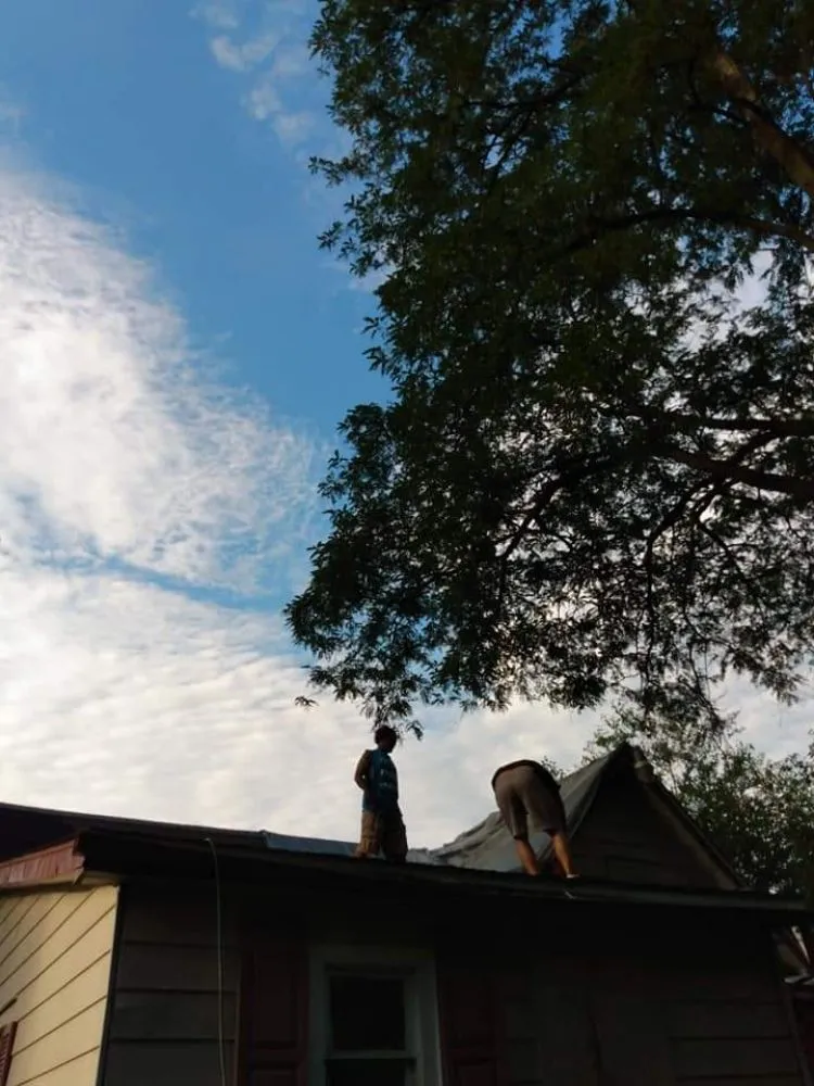 Slide of The Outside Guyz