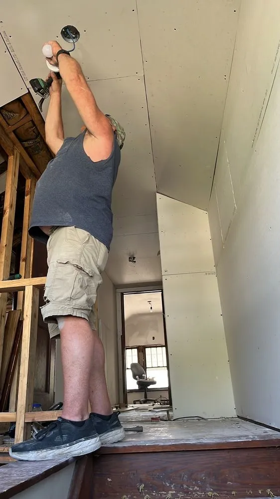 Slide of The Outside Guyz