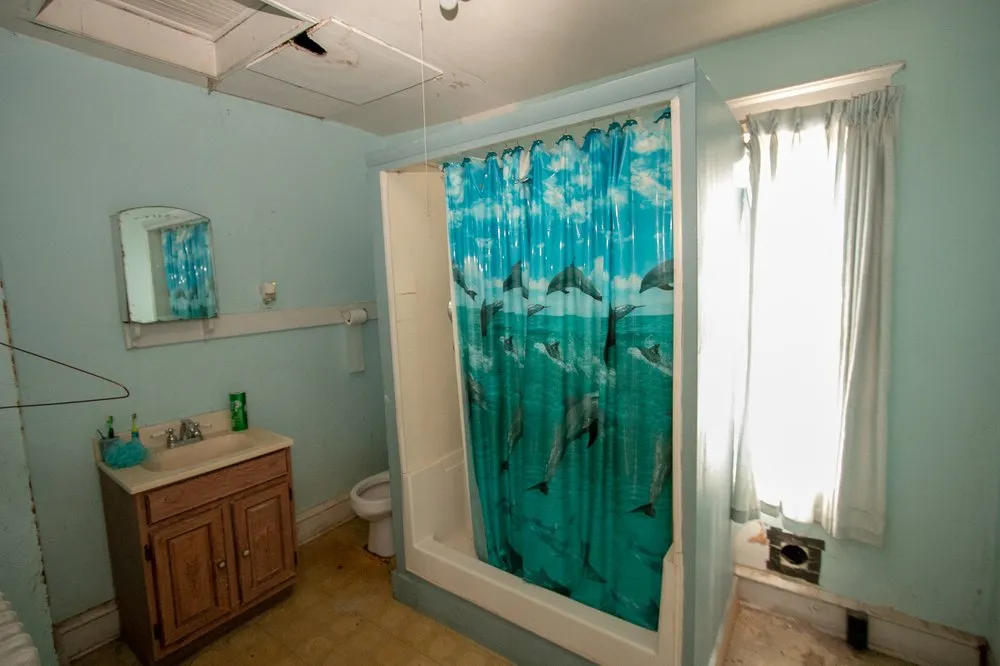 Slide of The Peters-Smith Group