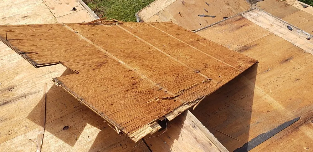 Slide of The Reliable Roof