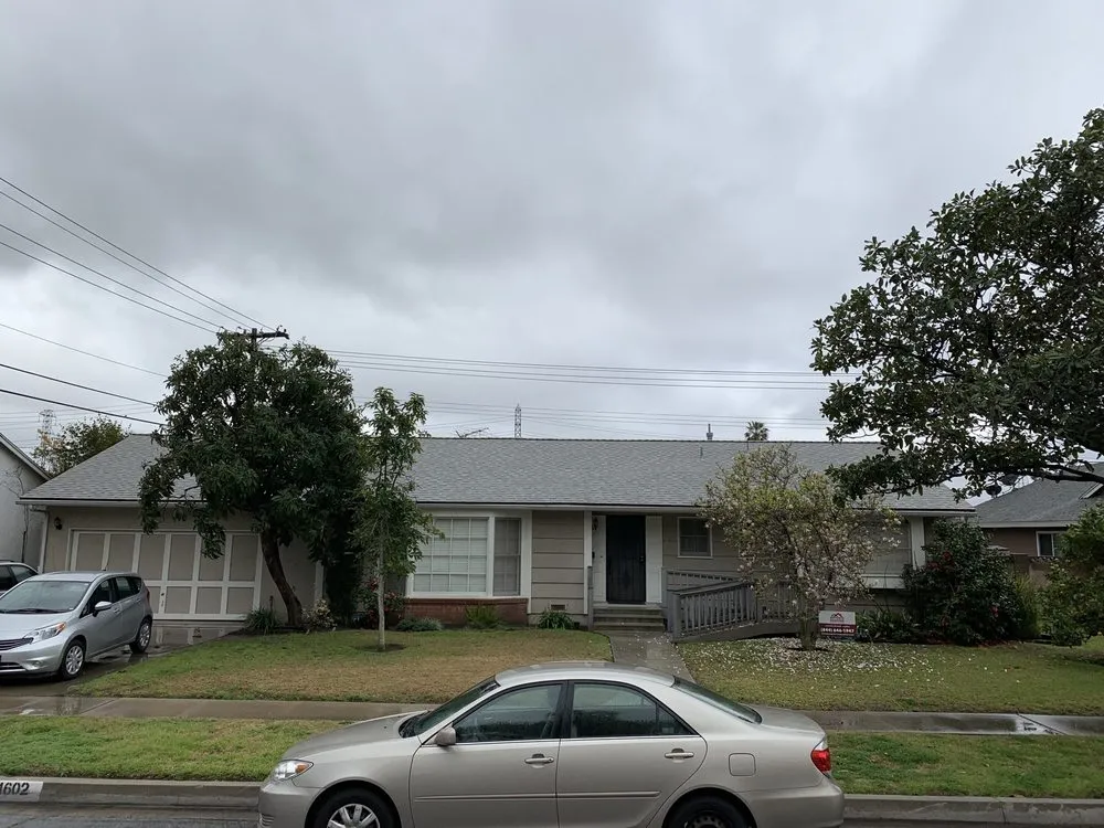 Slide of The Reliable Roof