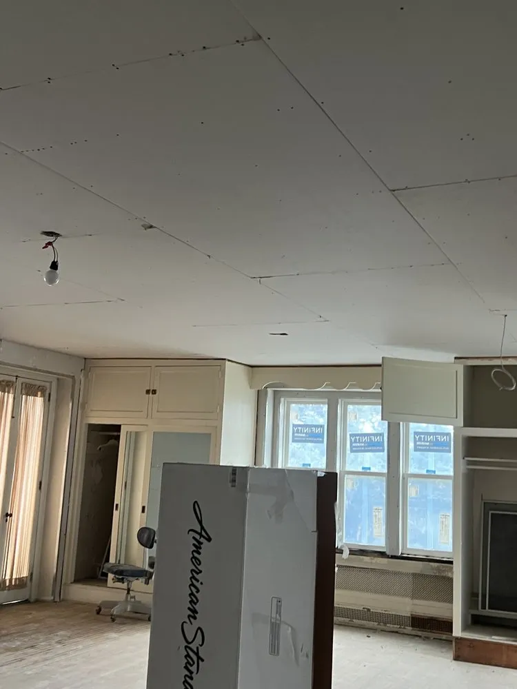 Slide of The Remodeler Specialist