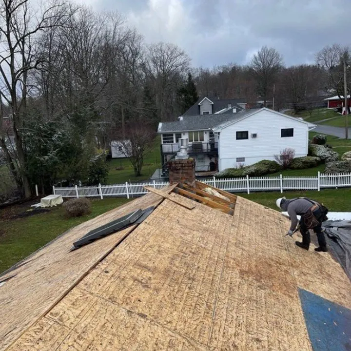 Licensed roof installation same-day service across Jefferson Township, PA - The Roof Connection