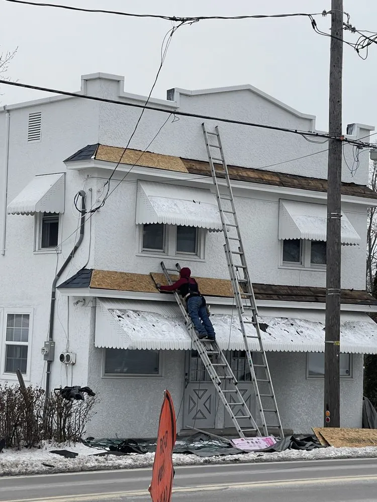 Expert flat roof repair experts serving Jefferson Township, PA - The Roof Connection