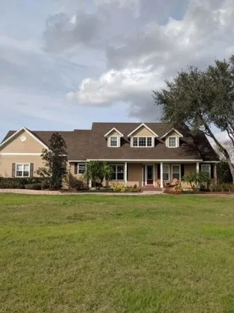 Slide of The Roof Depot