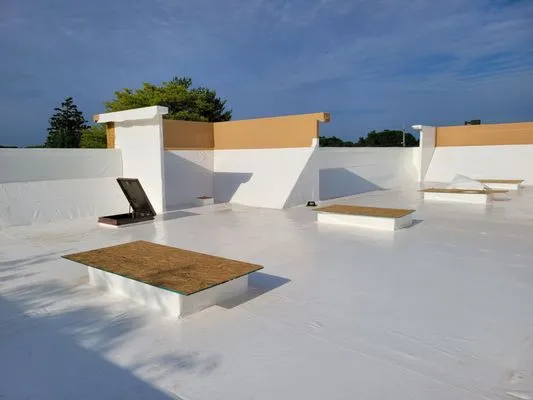 The Roof Doctor Logo