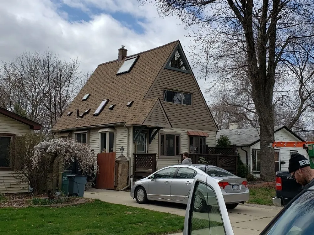 Slide of The Roof Doctor