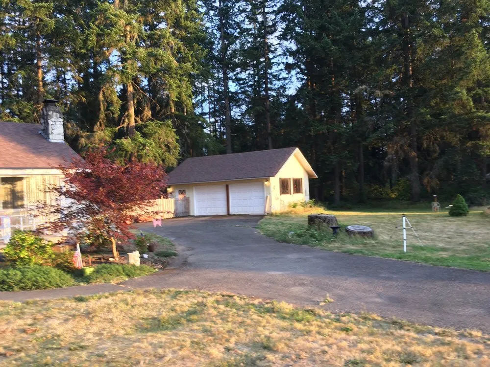 Slide of The Roof Doctor