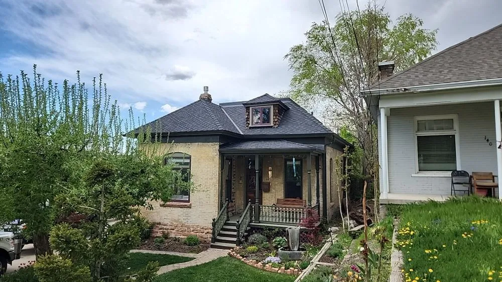 Slide of The Roof Doctor