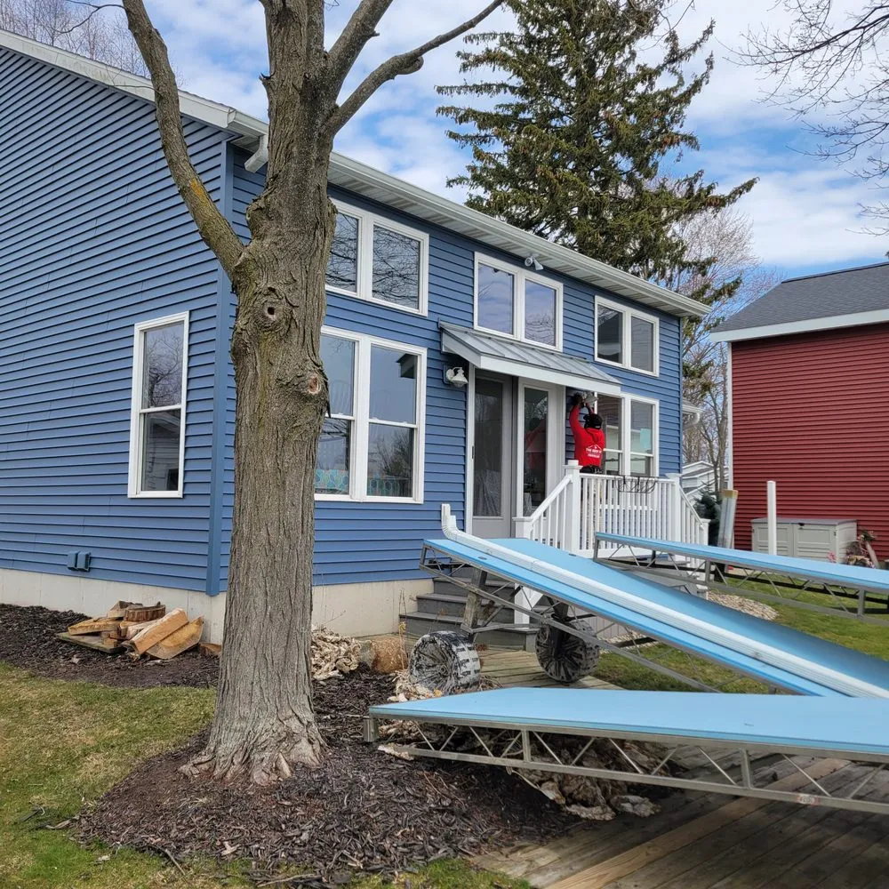 Slide of The Roof Dr