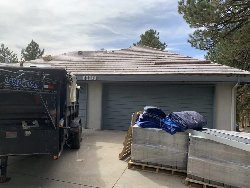 Slide of The Roof Dr