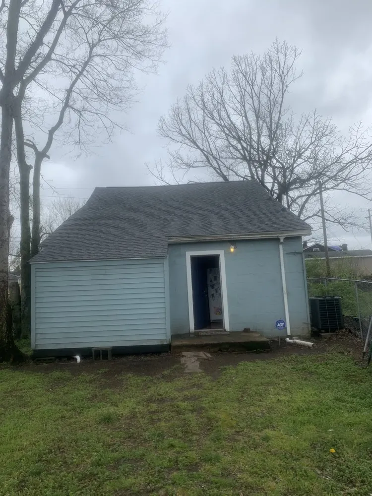 Slide of The Roof Guy