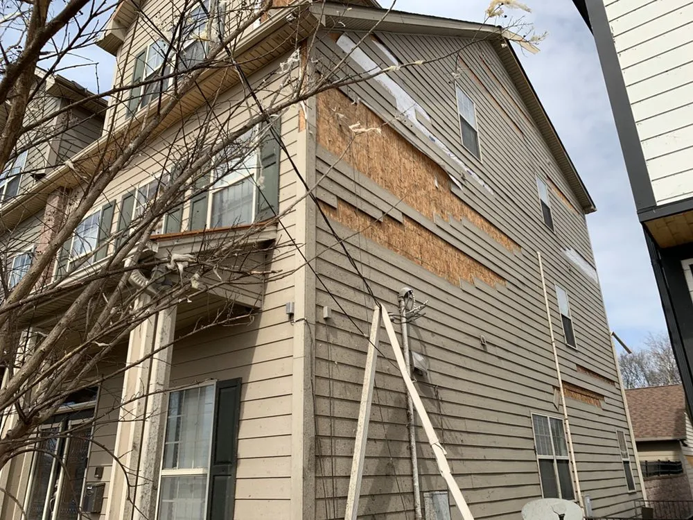 Slide of The Roof Guy