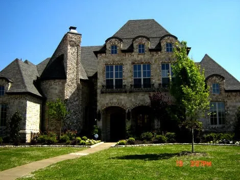 Slide of The Roof Guys