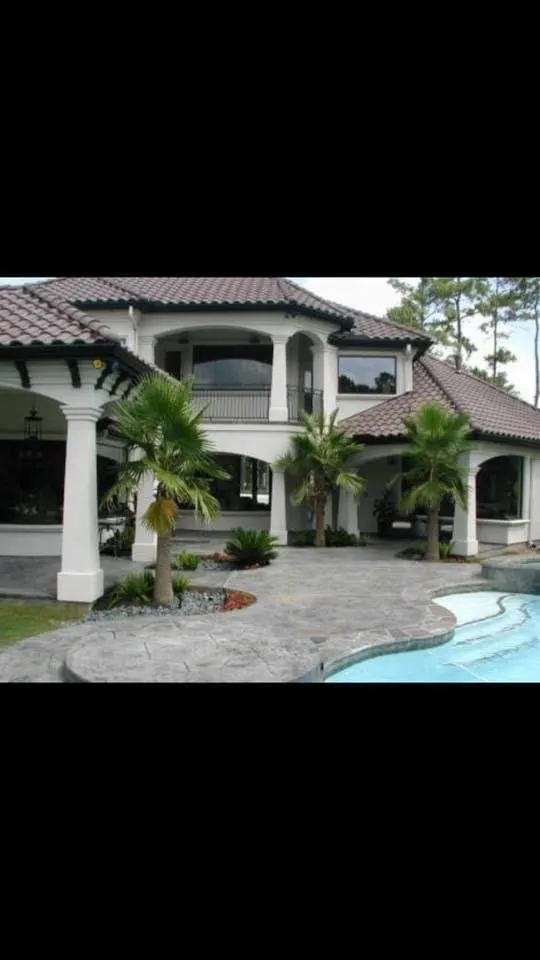 Slide of The Roof Guys