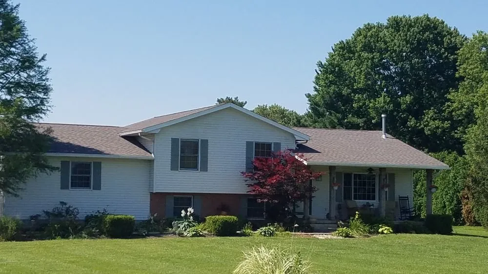 Slide of The Roof Guys